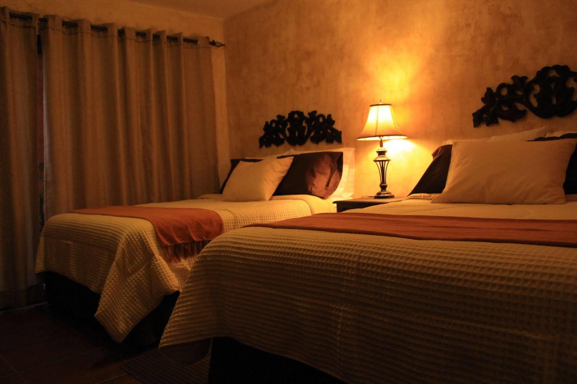 Hotel Posada De La Luna Antigua Extérieur photo